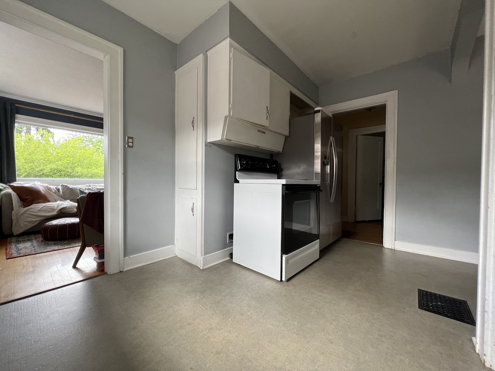 Whole Home Renovation by Complete Construction - Before Image Whole Home Renovation by Complete Construction - Before Image